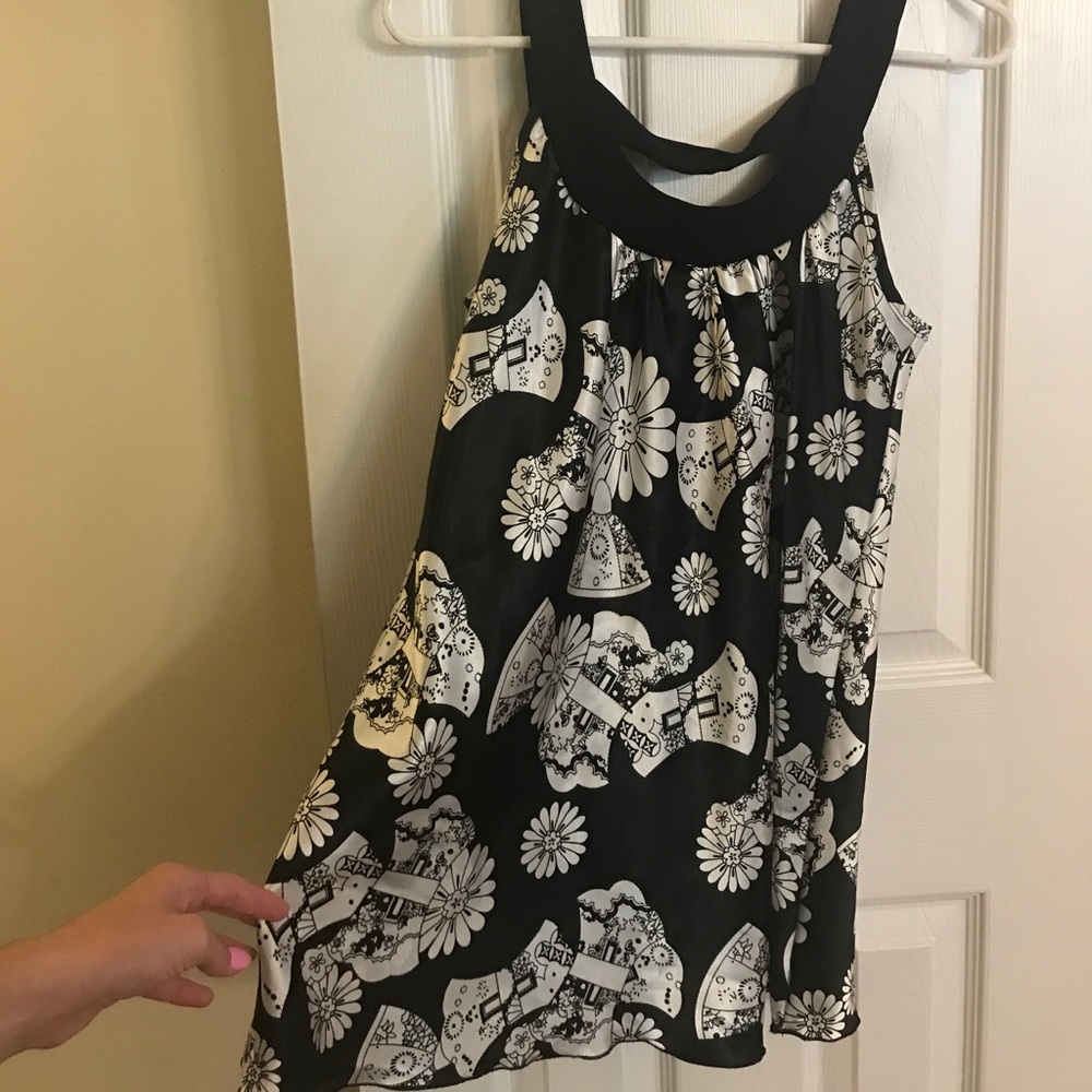Black and white tunic