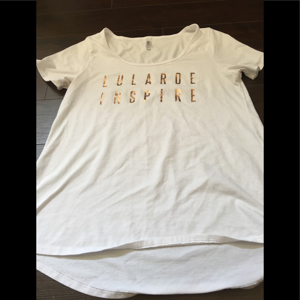 LulaRoe classic tee Inspire tour size med