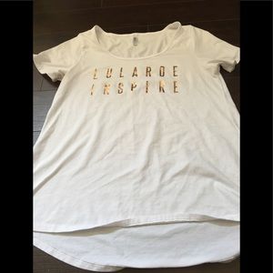 LulaRoe classic tee Inspire tour size med