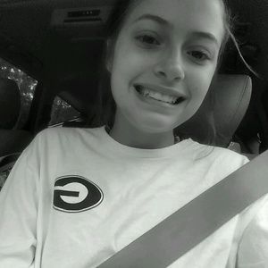 Meet your Posher, Marissa