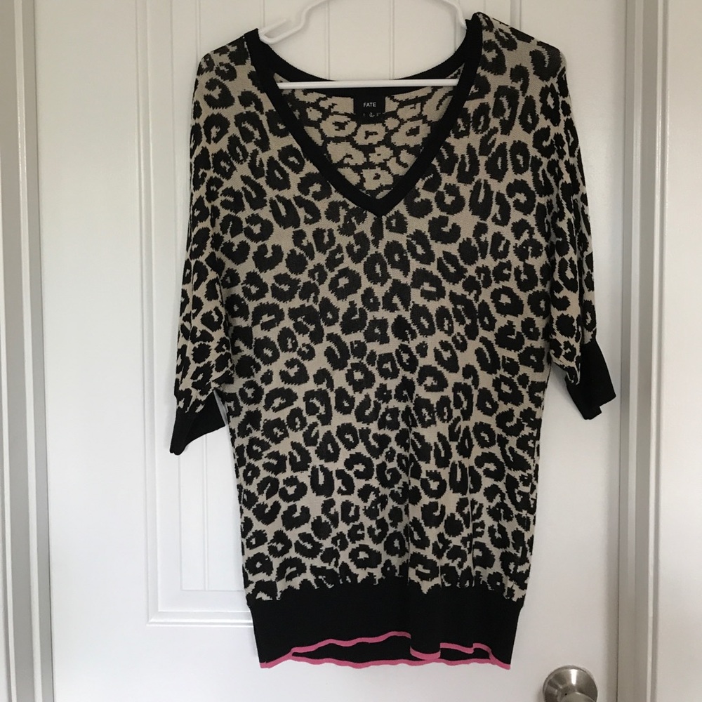 SM leopard print dolman 3/4 sleeve sweater