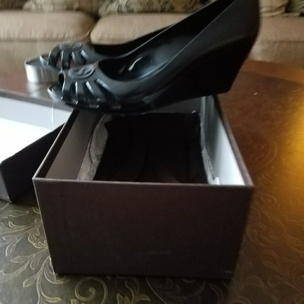 Gucci peep toe wedge