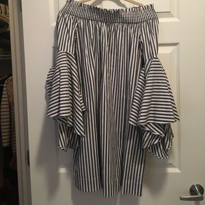 NWT Cute off the shoulder dress