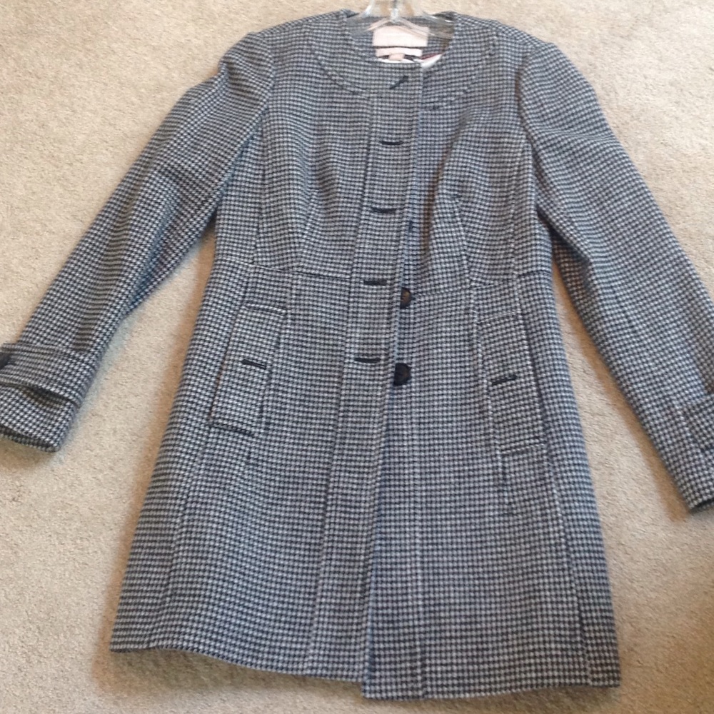 Navy/white Houndstooth wool coat