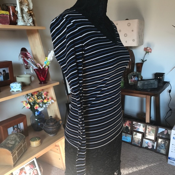 VICTORIAS SECRET VNECK LONG SLEEVE STRIPE KNIT TOP - Picture 2 of 4