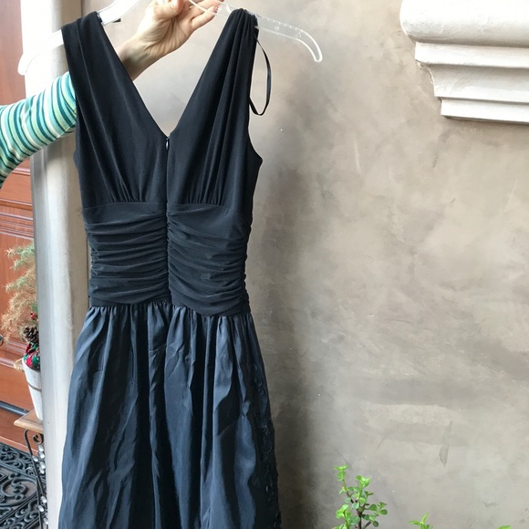 Black cocktail dress - Picture 2 of 3