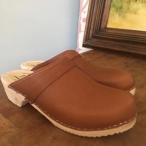 Lotta from Stockholm clogs