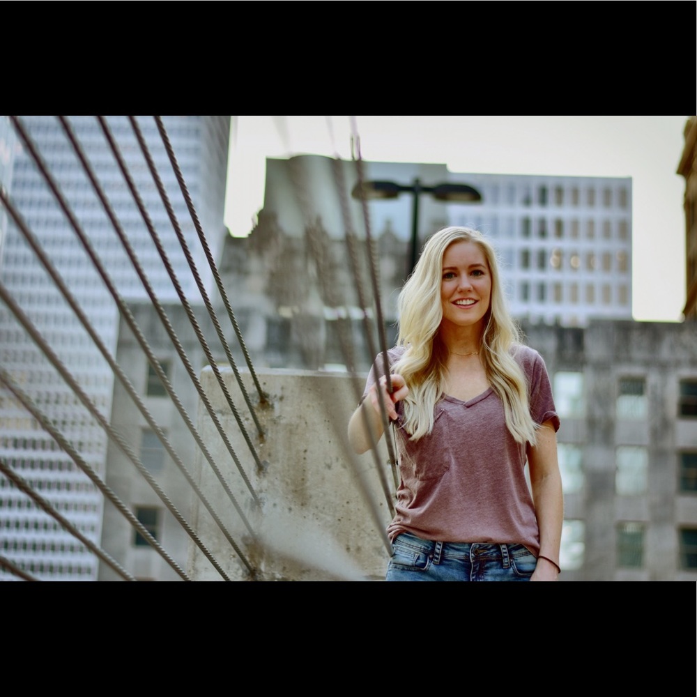 Meet your Posher, Ashley