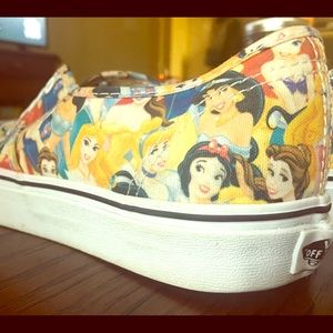 Specialty Vans: DISNEY PRINCESS VANS
