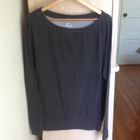 Nike Tops - Nike Dri-fit gray sweatshirt