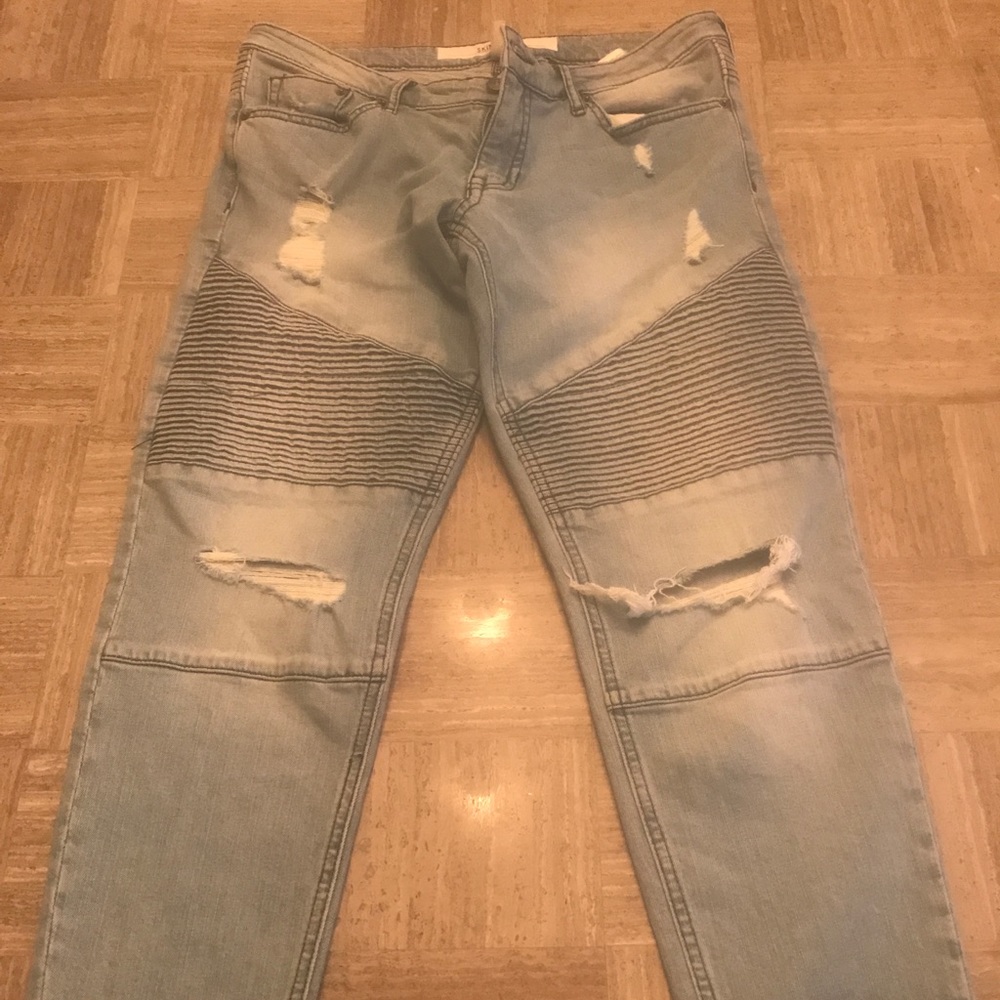 Light wash denim