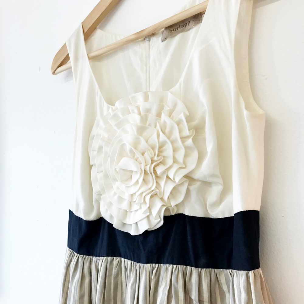 Gorgeous Anthro Dress with Floral Detail XS