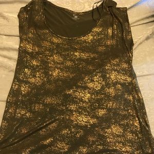 Jennifer Lopez shimmer shirt