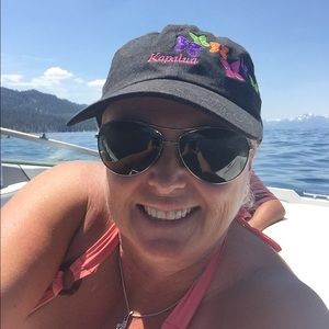 Meet your Posher, Jenifer