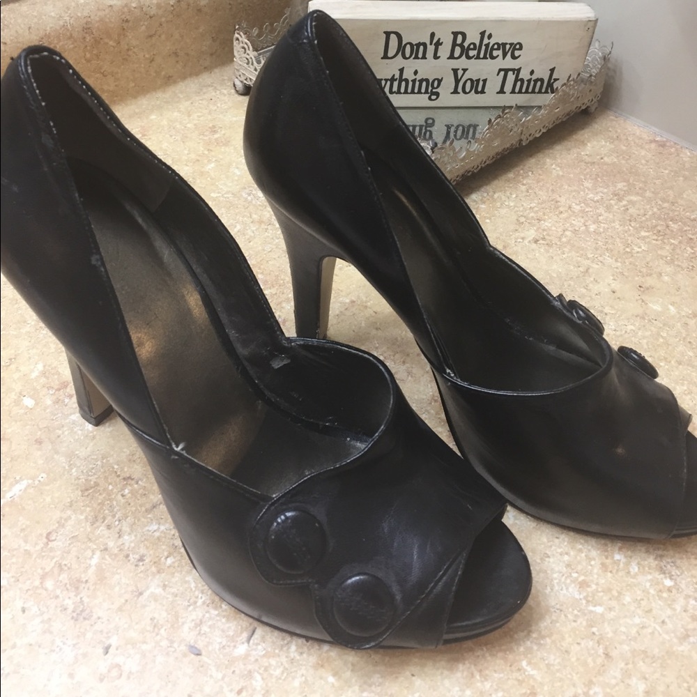 Nine West black heels with cute buttons peep toe