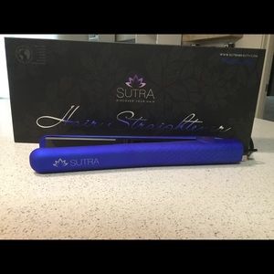 Brand new Sutra hair straightener in electric blue
