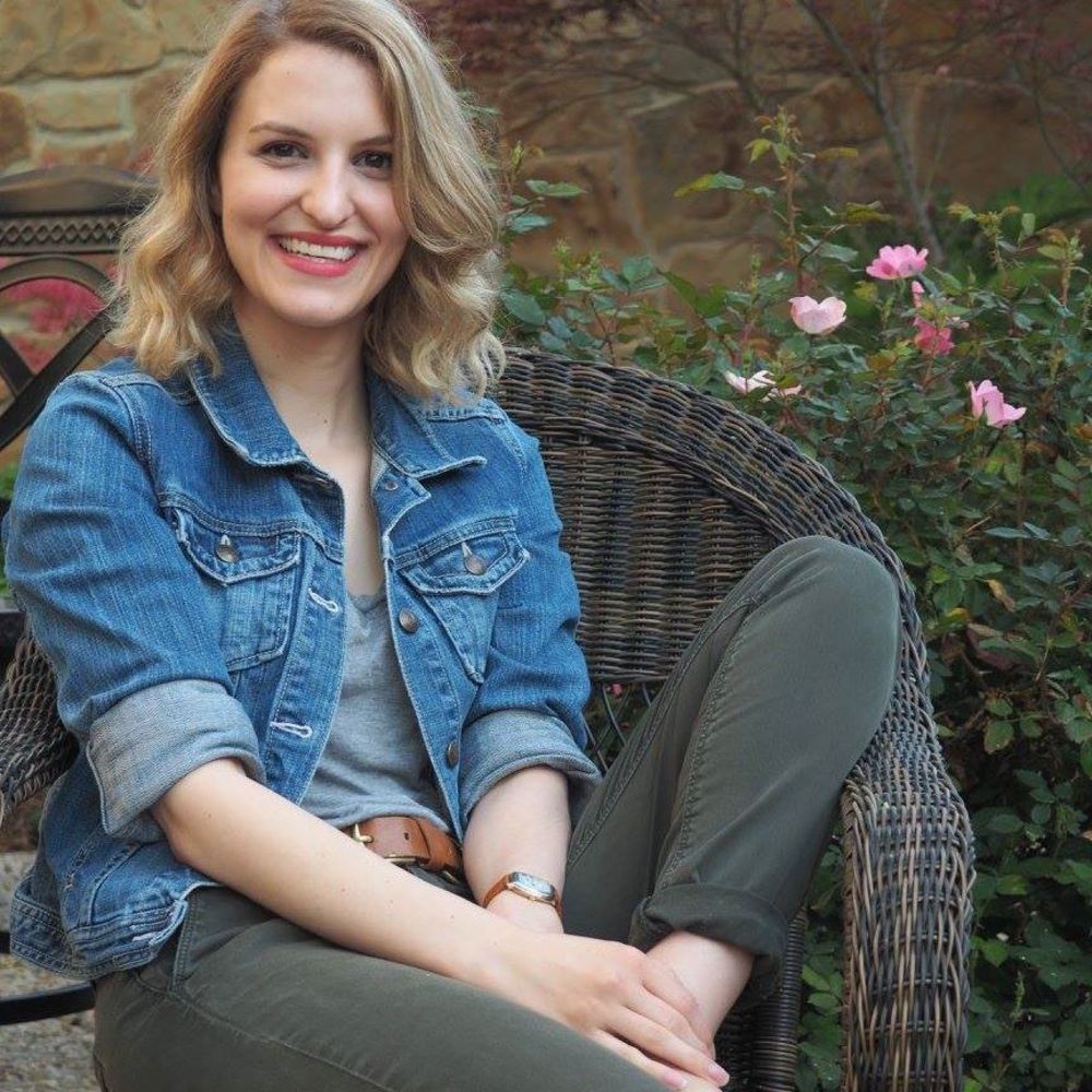 Meet your Posher, Rebecca