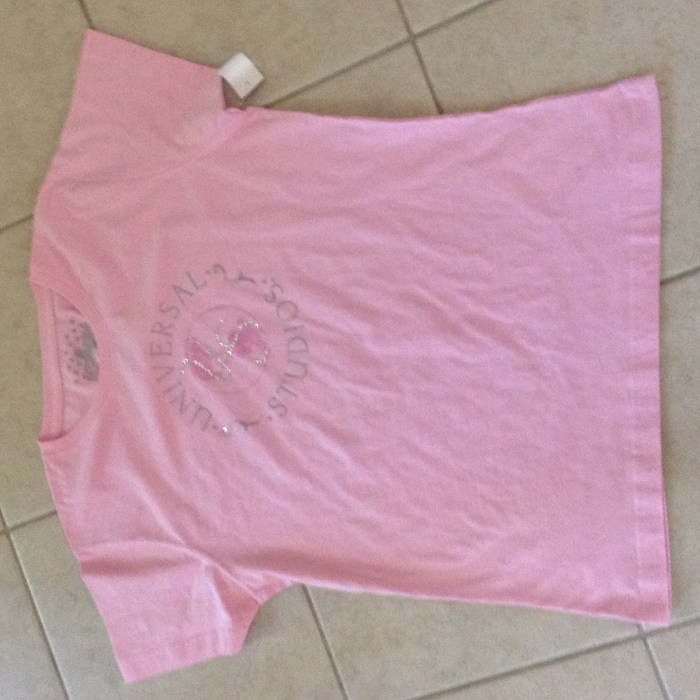 NWT Universal Studios Tee