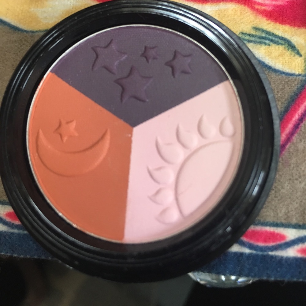 Vincent Longo eyeshadow trio BNIB