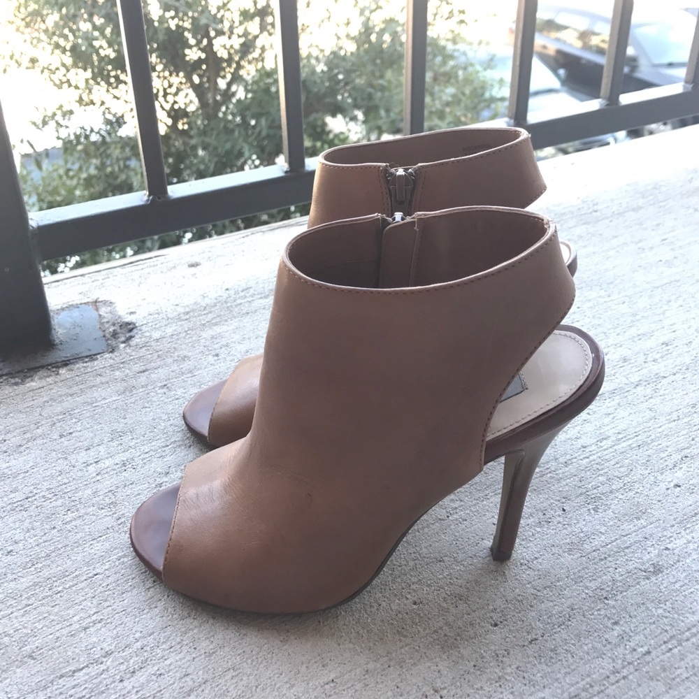 Steve Madden Peep Toe Heels