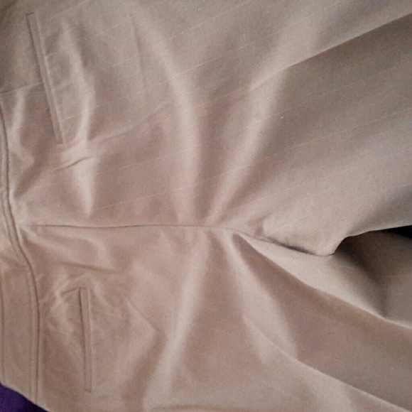 Pants - Picture 5 of 6