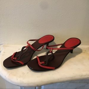 Gucci Red Leather Kitten Heel Sandals Wooden Sole Size 38.5 / 8.5 Italy Unworn