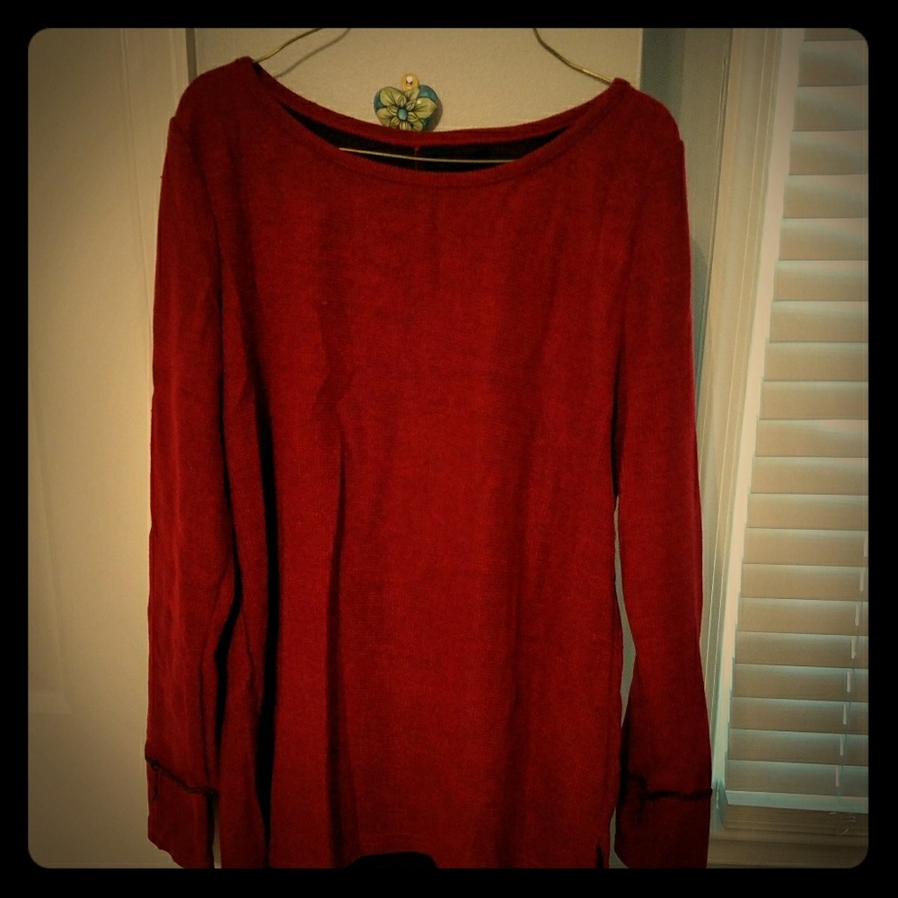 Super cute red top