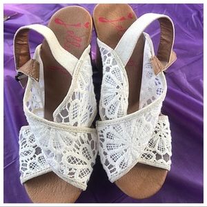Jelly Pop 7.5 Lacey Wedges