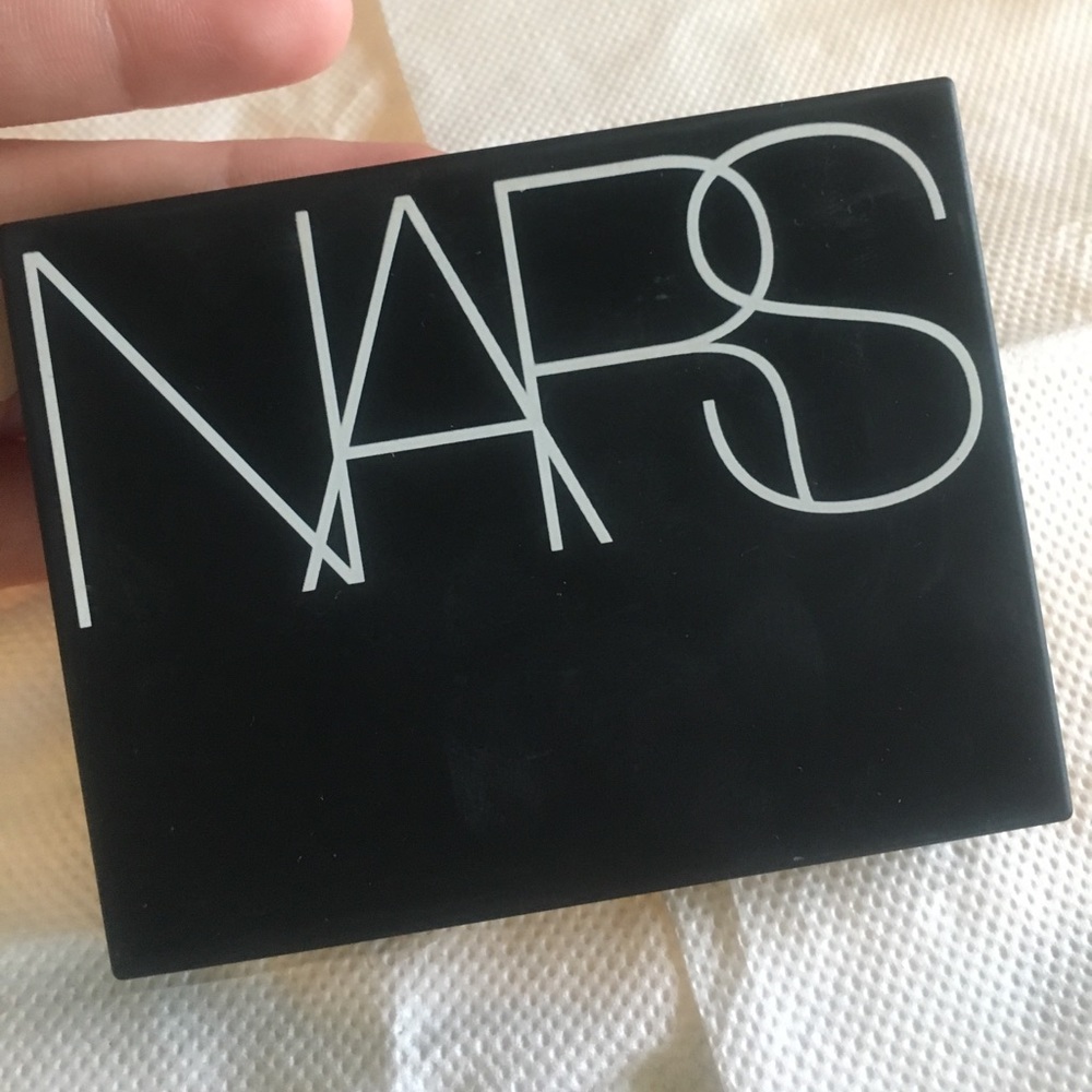 NARS bronzer - Picture 3 of 3