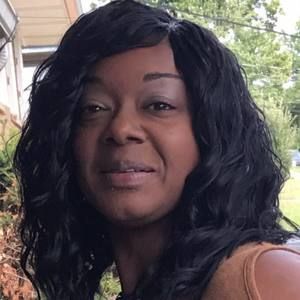 Meet your Posher, Latasha