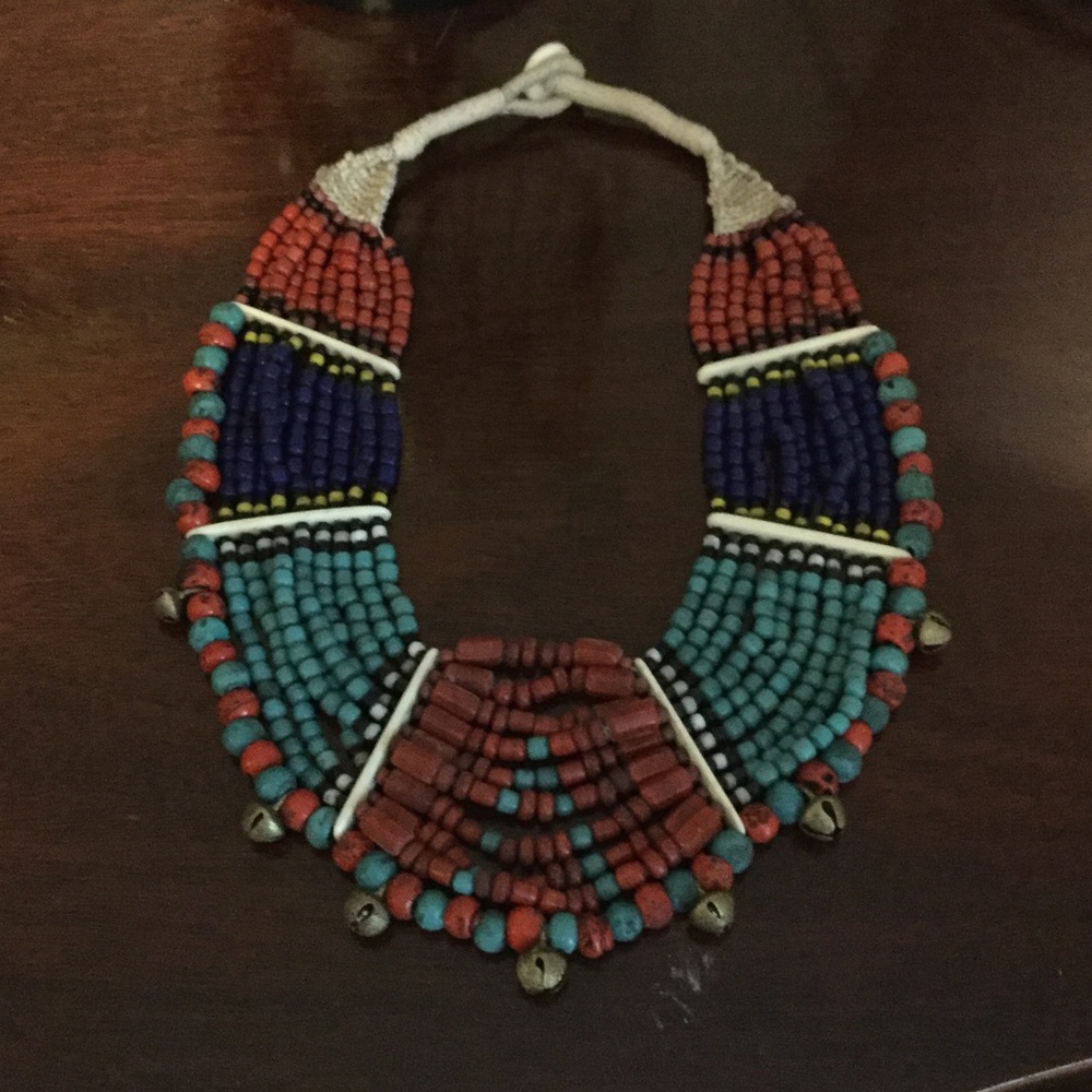 Bib necklace