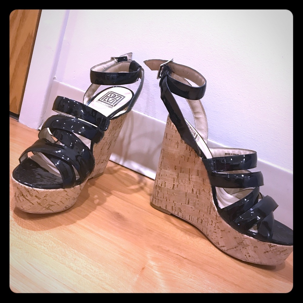 Pour la Victoire Jessie Wedges (V DAY!!!🌹)