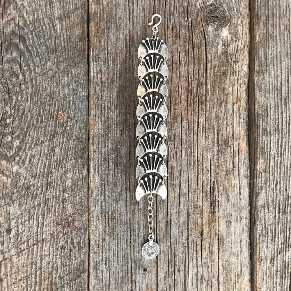 NWOT Statement Bracelet