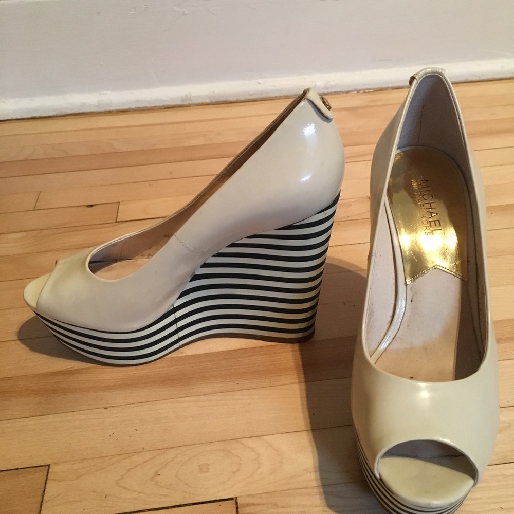 Michael Kors blue and white peep 👀 toe wedges