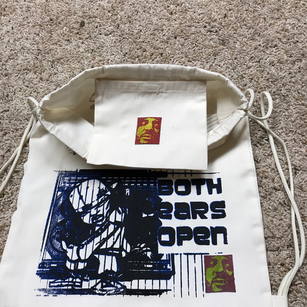 Screen printed One&OnlyArts string style backpack - Picture 3 of 3