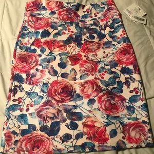 LuLaRoe Cassie skirt