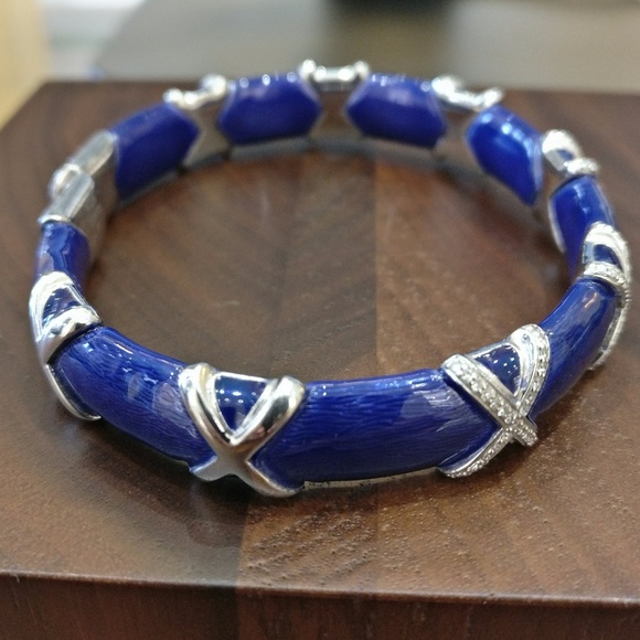 SOLD - White Gold & Diamond "X" Oval Blue Bracelet - Picture 4 of 8