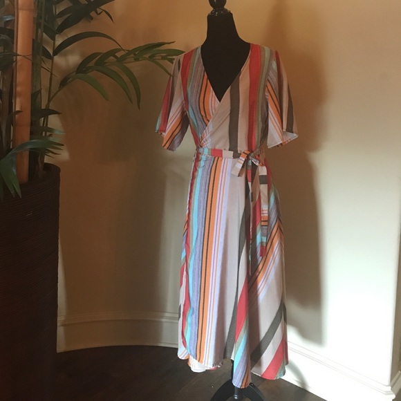 Anthropologie Dresses & Skirts - Anthropologie Women's Wrap dress