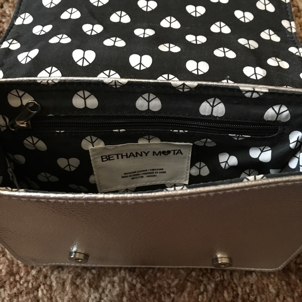 Bethany Mota  Crossbody Bag - Picture 4 of 8