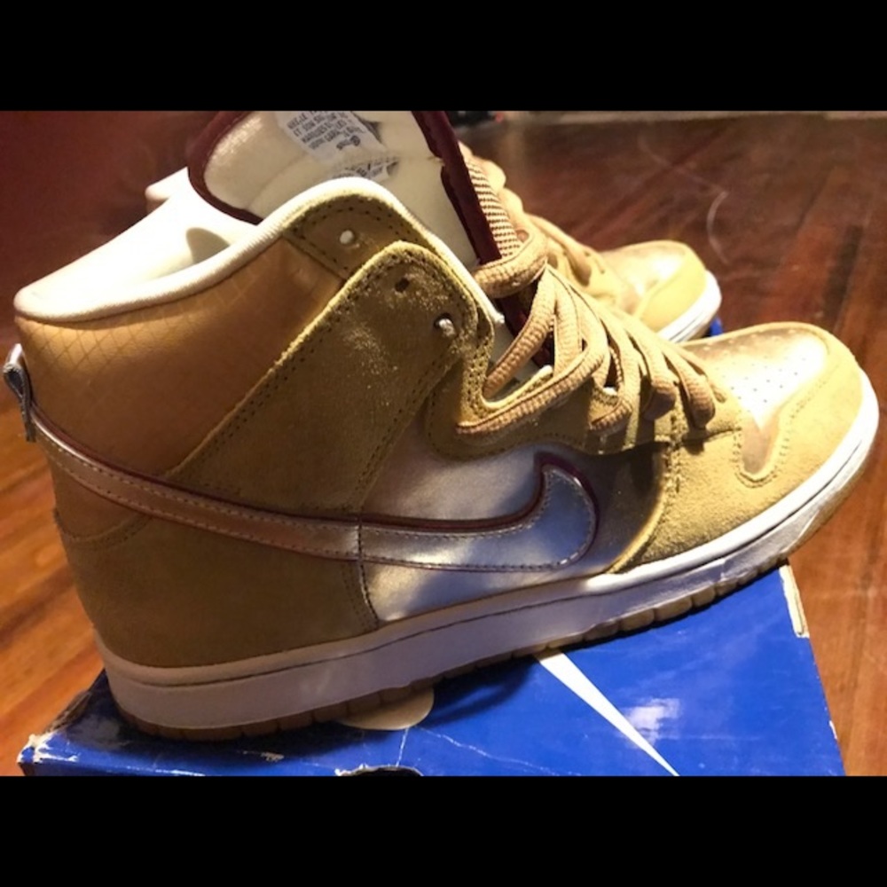 Very very near deadstock NIKE SB Dunk High Kostons - Picture 2 of 7
