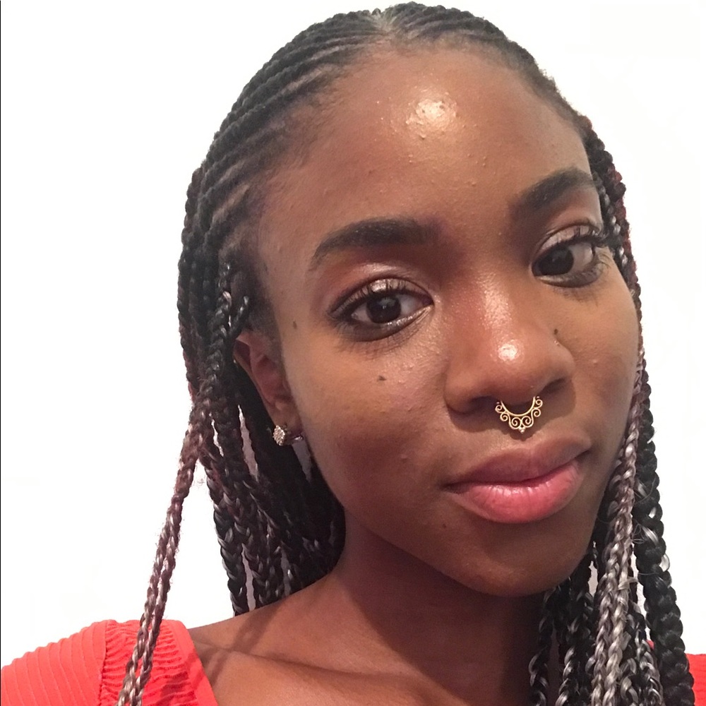 Meet your Posher, Candance