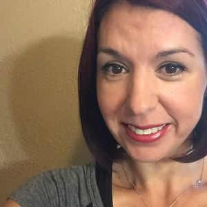 Meet your Posher, Laniee