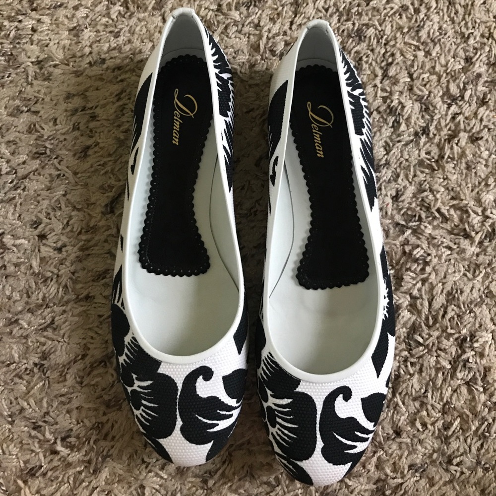Black Delman Flats