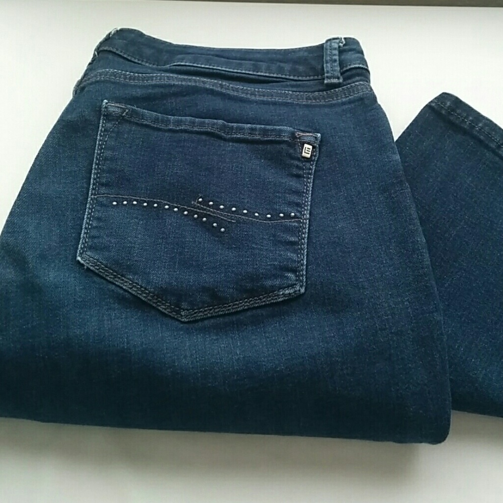 Lee "Curvy Boot Cut"