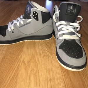 Jordan 1 Flight 2 Basketball Shoes Size 9