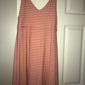 Sleeveless dress