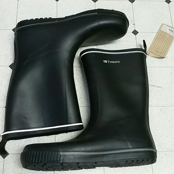 Tretorn Other - NWT Brand NEW Tretorn Rubber Boots Size 11