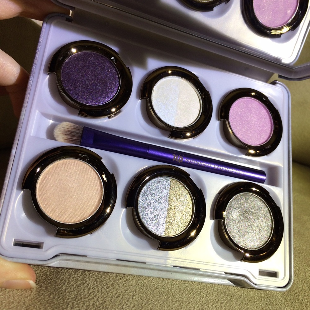 Urban Decay (Sephora), The Glinda Palette