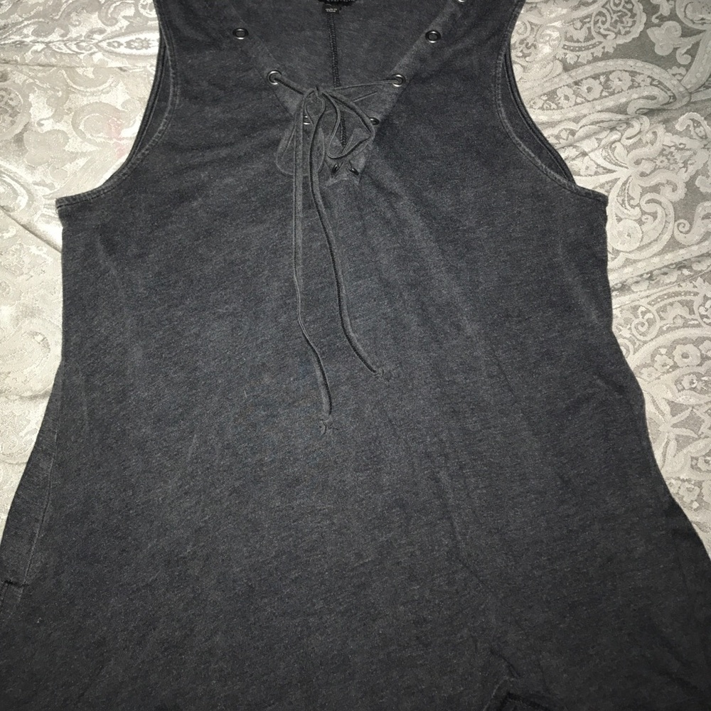 Rock & Republic sleeveless lace up top