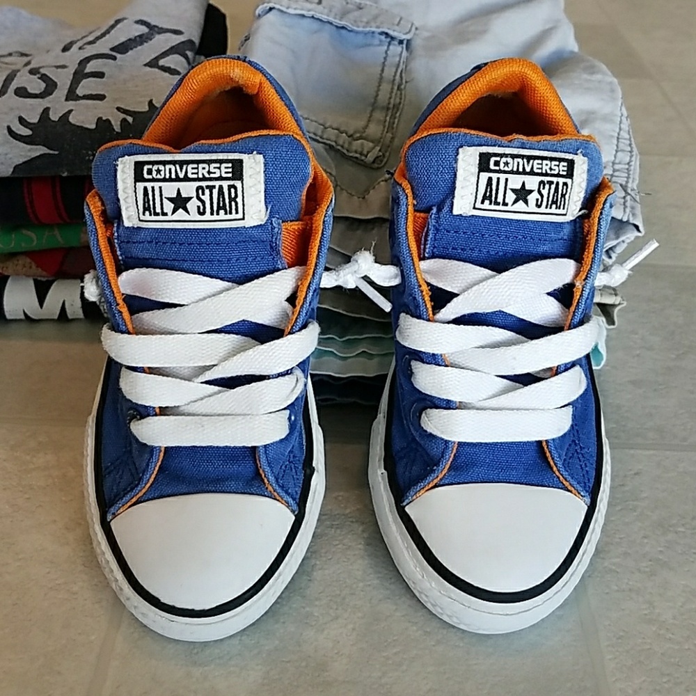 Boy Converse size 11